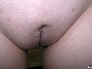 Put hard dick in a teenager'_s camel toe